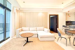 Spacious I Upgraded Unit I Near Landmarks