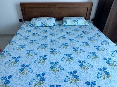 King size Bed and Mattress ( Excellent Condition)