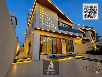 فرصة استثنائية لامتلاك فيلا مودرن بتصميمات راقية وموقع استراتيجي قريب من كافة الخدمات. الفيلا جاهزة للسكن وتتميز بمساحات واسعة وتشطيبات عصرية تلبي تطلعات العائلة الواحدة.
