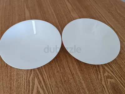Set of 2 white ceramic serving bowls/plates - good condition