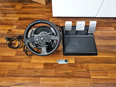 Thrustmaster T300RS Steering Wheel + Pedals – PlayStation  PC
