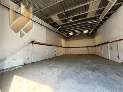Annual Rent – ​​Warehouse in Industrial Area 13 – Sharjah. Excellent Opportunity. Area: 2500 sq ft