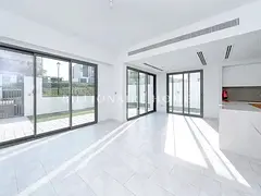 VACANT IN JULY | VIEW NOW | UNFURNISHED