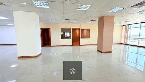 1,100 SQ FT | SEPARATE OFFICE | PRIME LOCATION