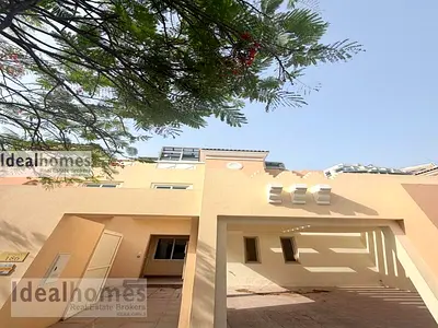 4 BED TH |Single Row |Corner unit |Vacant