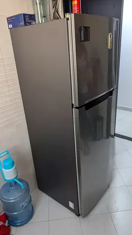 Samsung 11.3 Cu.Ft Refrigerator (Digital Inverter) - Very Clean!