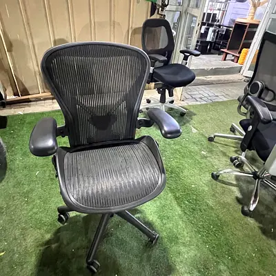 Herman Miller Aeron model B