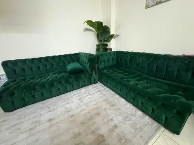 L-shaped Deep Green Velvet Chesterfield Sofa Set - Corner Lounge