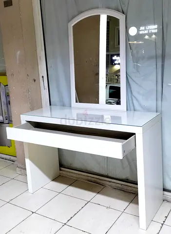 Ikea dressing table available in good condition