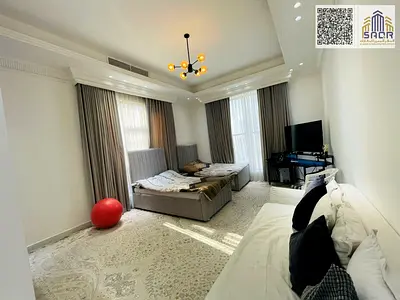 Luxury villa five bedrooms majlis hall maid room fully furnished prime location all inclusive utilities