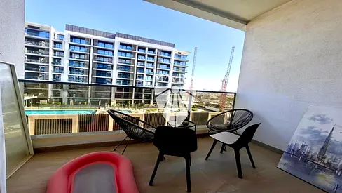 Modern Studio | Next to Park | Very Spacious