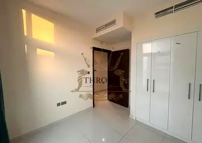 Spacious Layout RRM-Rented-Unfurnished-Backto-Back