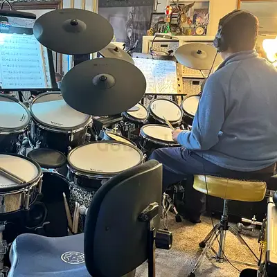 DRUMS KEYBOARD INSTRUCTOR(Home Tution)