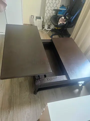 Dark Wood Extendable Coffee Table with Storage