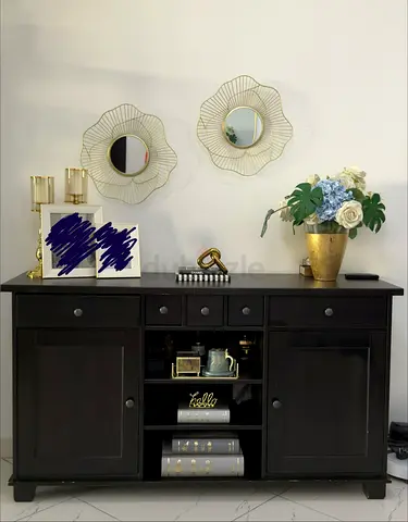 Side unit for dining room