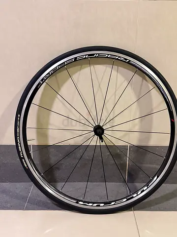 Fulcrum Racing Sport Road Wheel Set including Ultegra 11 speed cassette and Vittoria tire