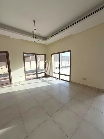 فلل مستقلة بمساحات واسعة وغرف ماستر/تملك للعرب فقط