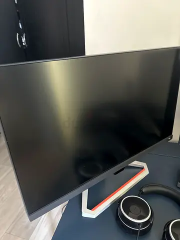 27 inch 144hz BenQ monitor