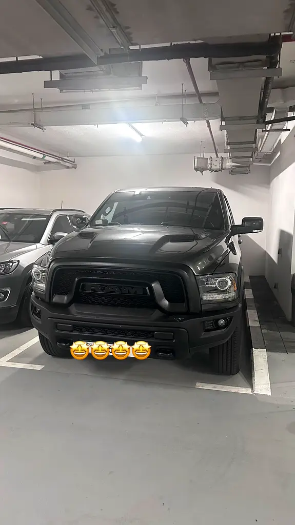 Dodge Ram 2017 — photo 1 of 12