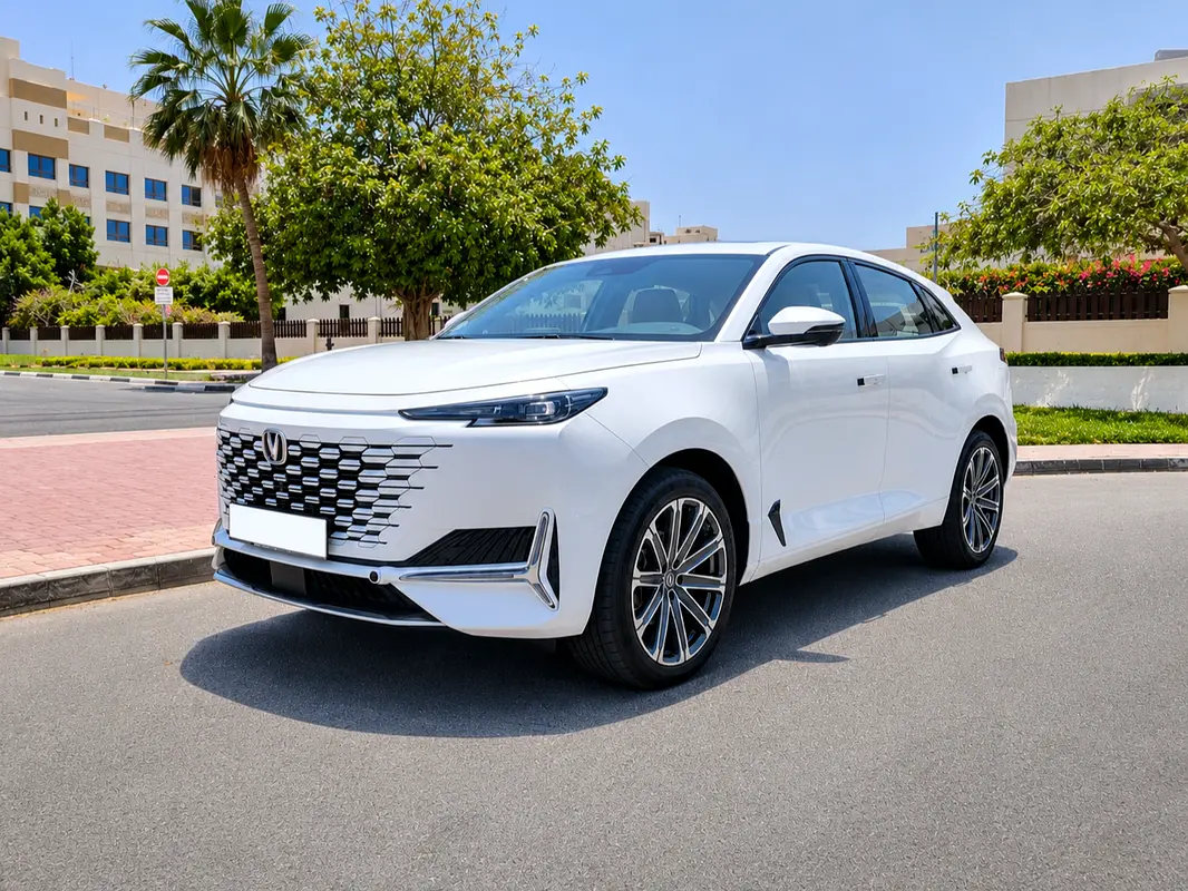 Changan UNI-K 2024 — photo 1 of 20