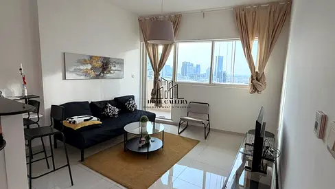 Fully Furnished | Hoge Layout with Balcony