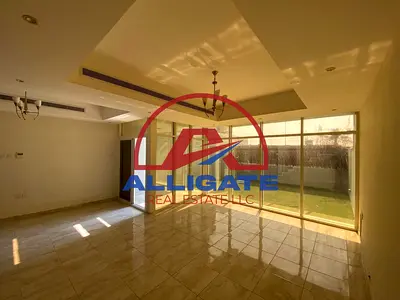 Single row / 4BR Ready to move / Garden Space /