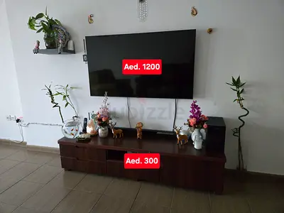 Samsung 55-inch LED TV with cabinet and soundbar - used, working