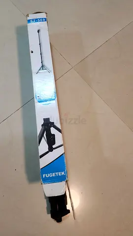 Fugetek FT-569 Selfie Stick Tripod – Good Condition