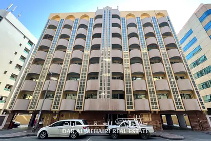 BUR DUBAI 3 BR FLAT + MAIDS ROOM FOR SHARING NEAR METRO