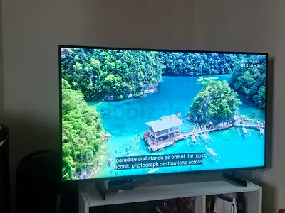 Move out Sales! Samsung 50-inch Smart LED TV with original box and remote
