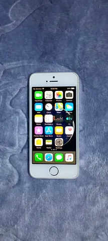 Apple iPhone 5s- Good Working Condition