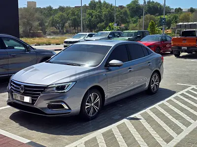 MG 5  2020 full options  with 65,000km Full service history