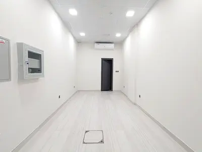 Compact Retail Shop | Glass Front | High Visibility | Al Karama Dubai