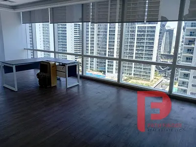 Office for Rent | Corner unit, floor sealing windows, affordable