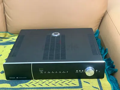 ROKSAN K3 INTEGRATED AMPLIFIER -Black_Mint condiition_Boxed