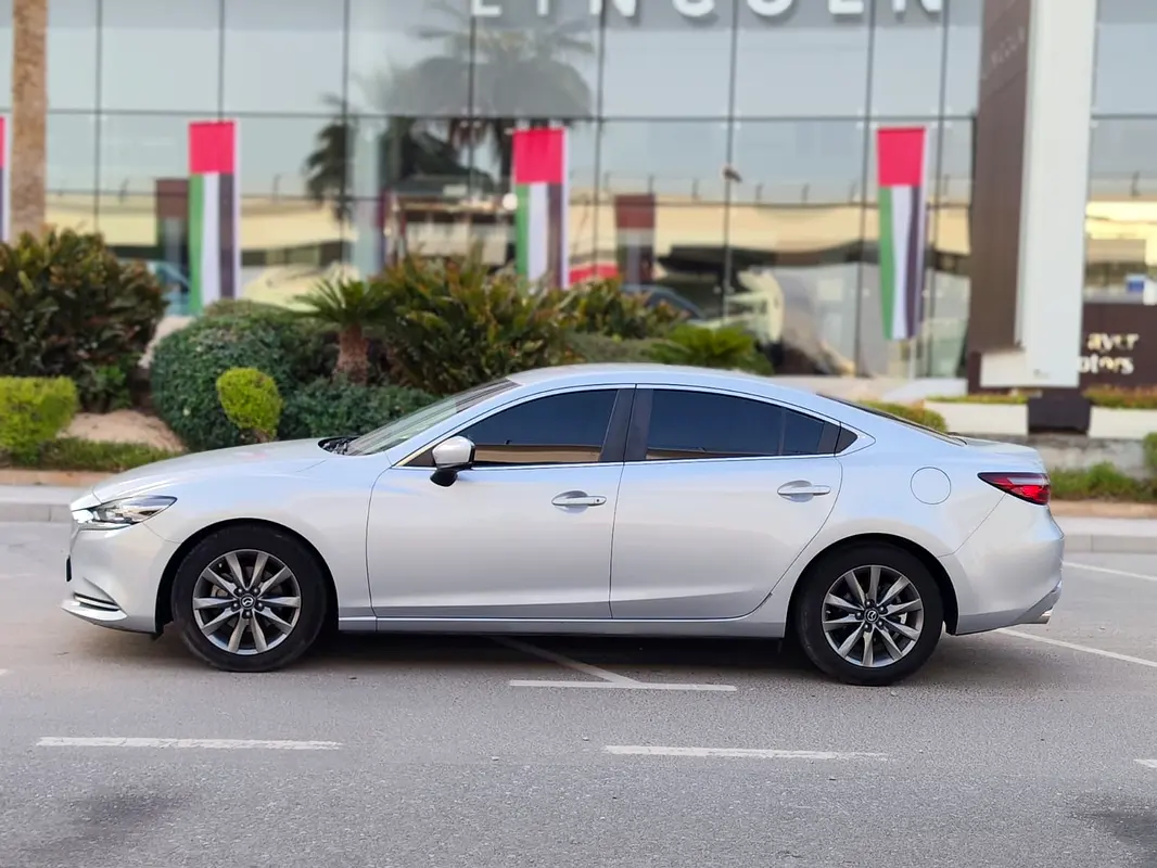 Mazda 6 2020 — photo 1 of 8