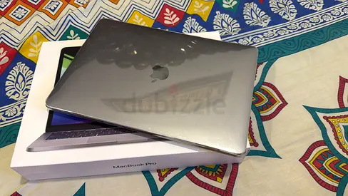 MacBook Pro 2020 M1 Chip 13-inch – 8gb /256gb