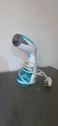 Steamer / Steam Iron