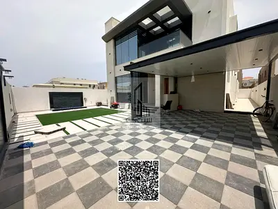 For sale: Classic villa with high-end finishing, including air conditioning, close to services and a mosque. Freehold ownership available to all natio
