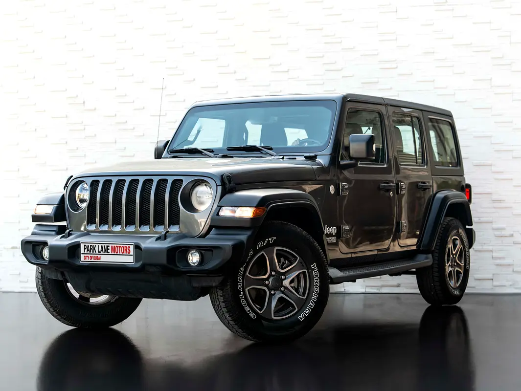 Jeep Wrangler Unlimited 2019 — photo 1 of 18