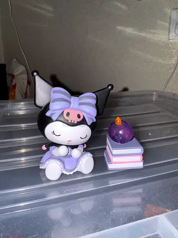Kuromi figure