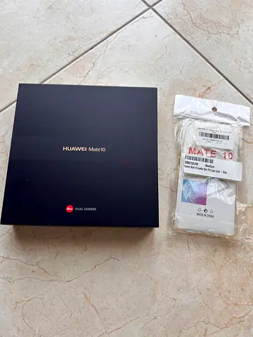 Free Huawei Mate 10 box  clear back cover