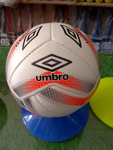 Futsal Umbro Size 5 Football - Export Condition