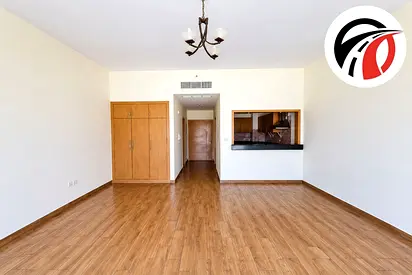 1BHK CHILLER FREE APARTMENT AVAILABLE FOR RENT WITH FULL FACILITIES CLOSE TO BUS STOP