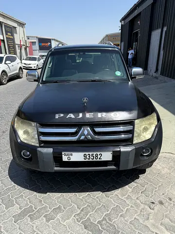 Pajero 2008 full option (RTA pass available)
