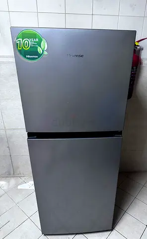 Hisense 2-Door Top Freezer Refrigerator - Silver
