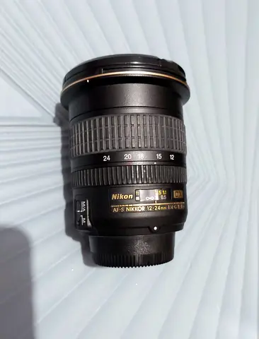 Nikon AF- S DX Nikkor Lens