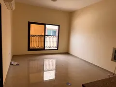 Open view Split air conditioning Maintenance covered by the landlord