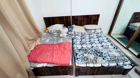 Bed and mattress