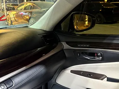 صورة 9 لـ 2015 Lexus LS-SERIES